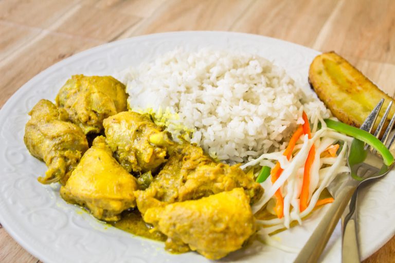 CURRY CHICKEN | Ocho Rios Restaurants | Jamaican Dishes