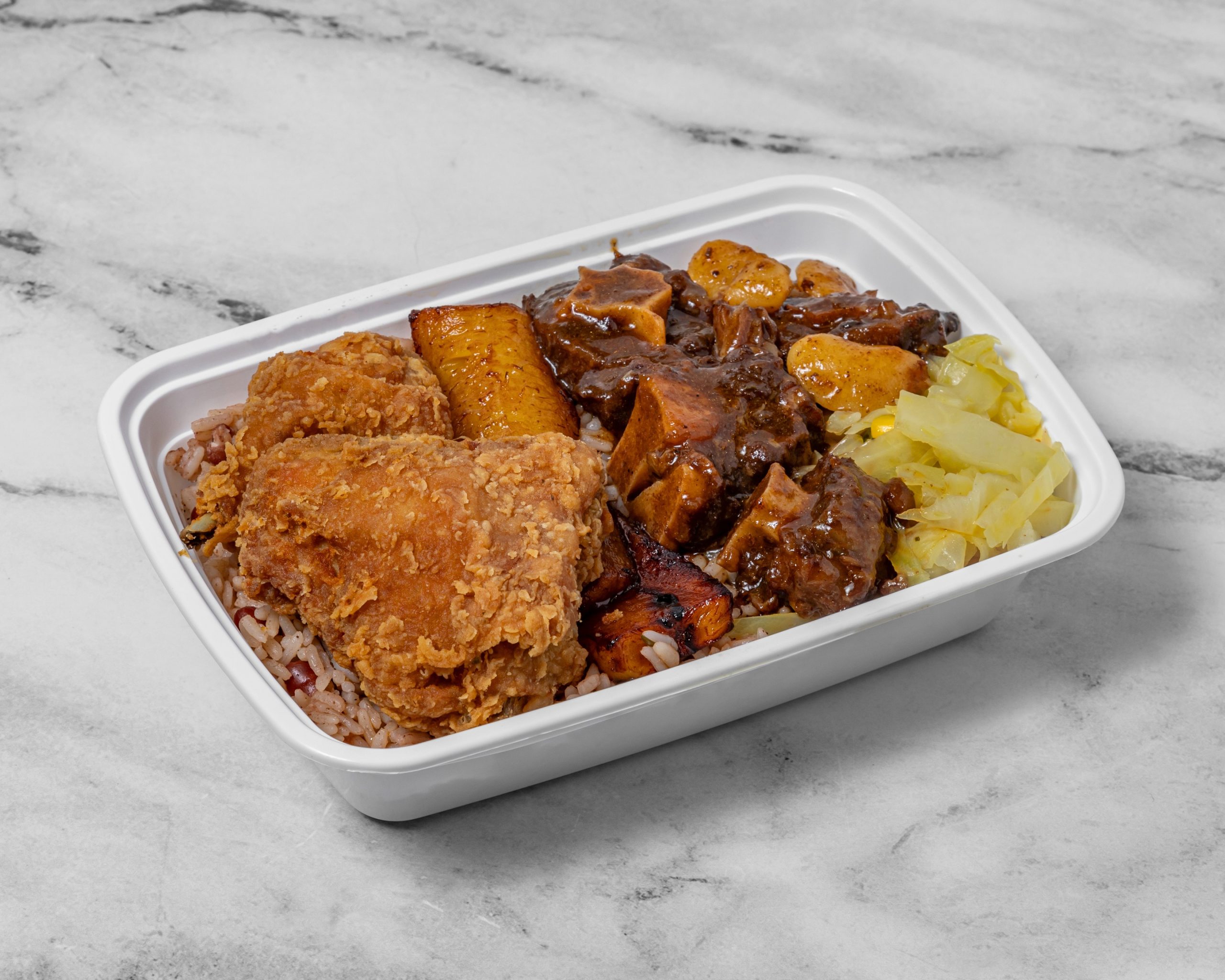 OchoRios OxtailAndFriedChicken 2880x2304 scaled